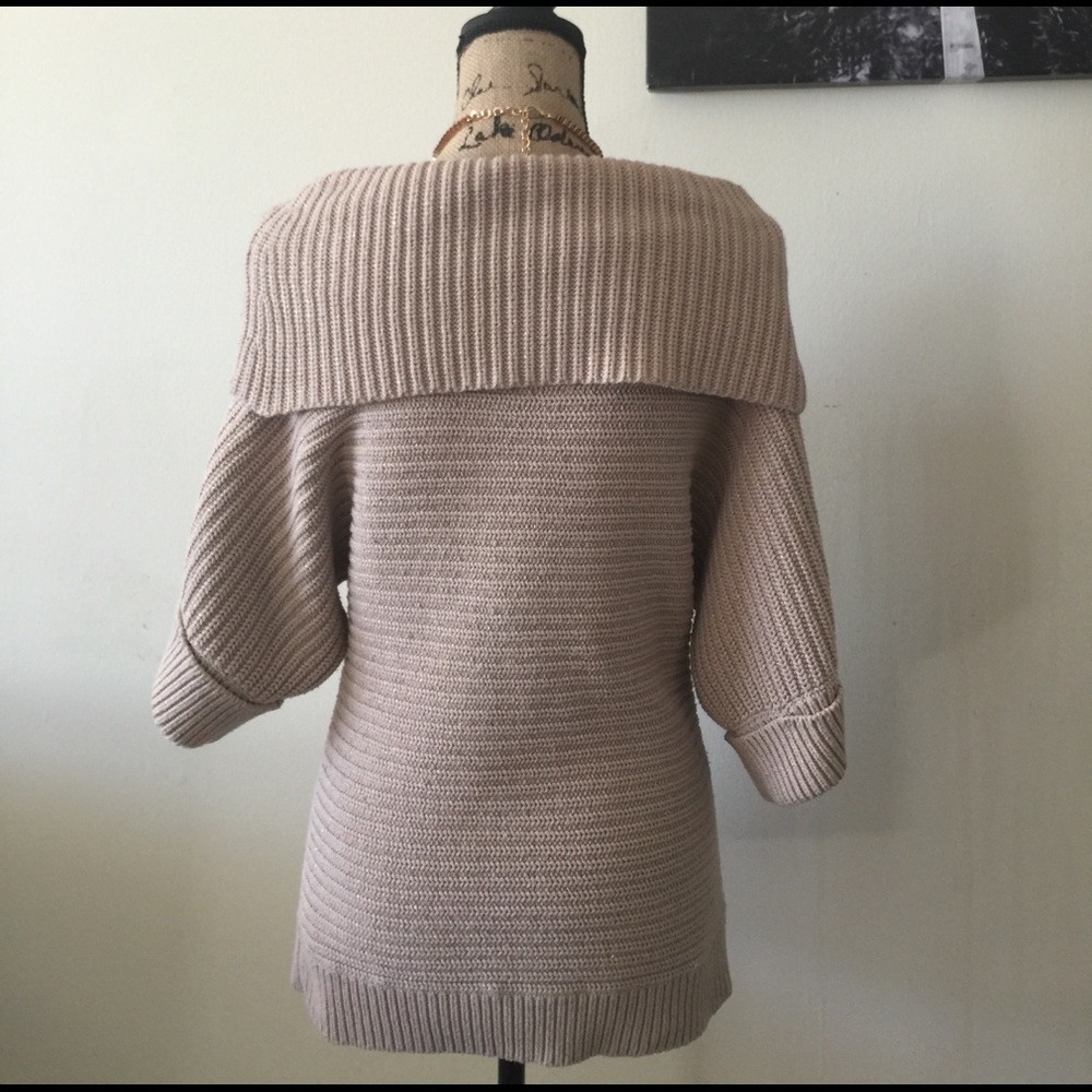 White House Black Market Cream Sweater Crowl Neck - Picture 4 of 5