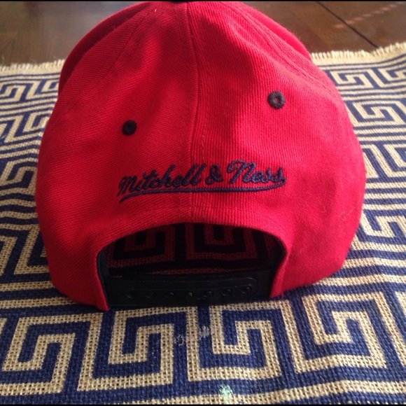 New Orleans pelican hat - Picture 2 of 4