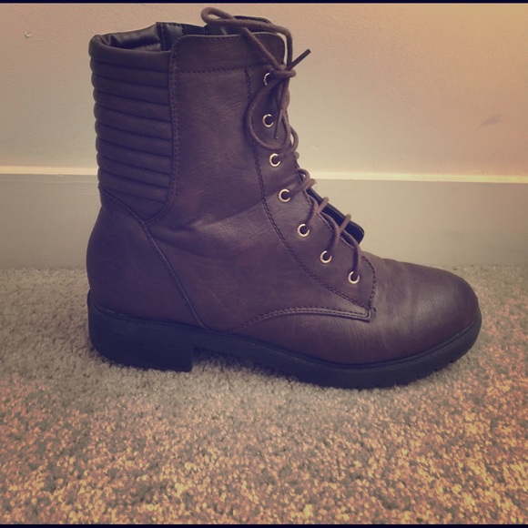 Combat boots - Picture 2 of 4