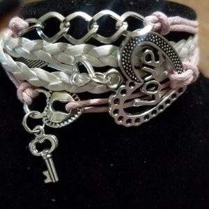 NEW INFINITY LEATHER BRACELET