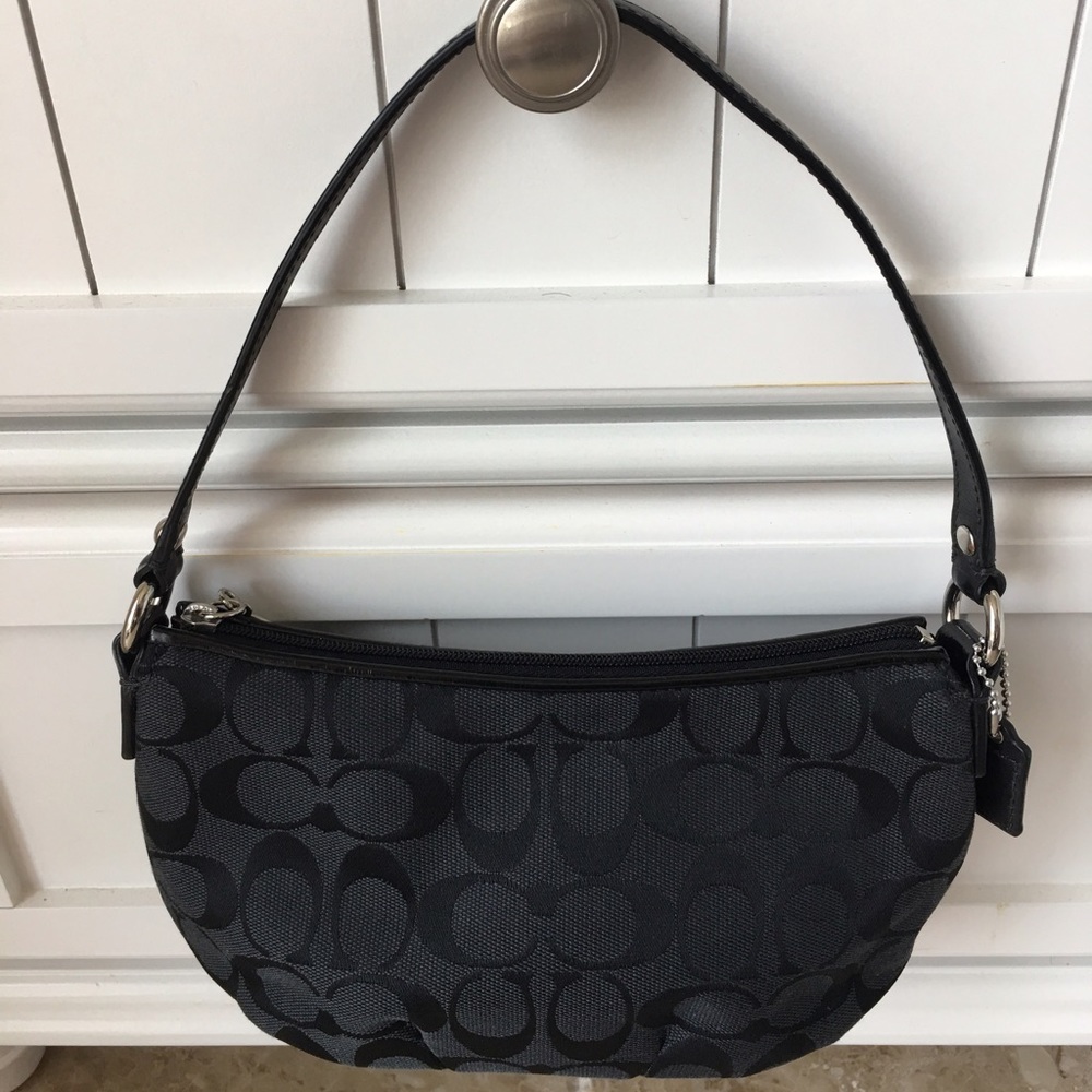 Black coach purse!