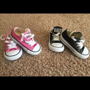 Like new size 4 converse sneakers
