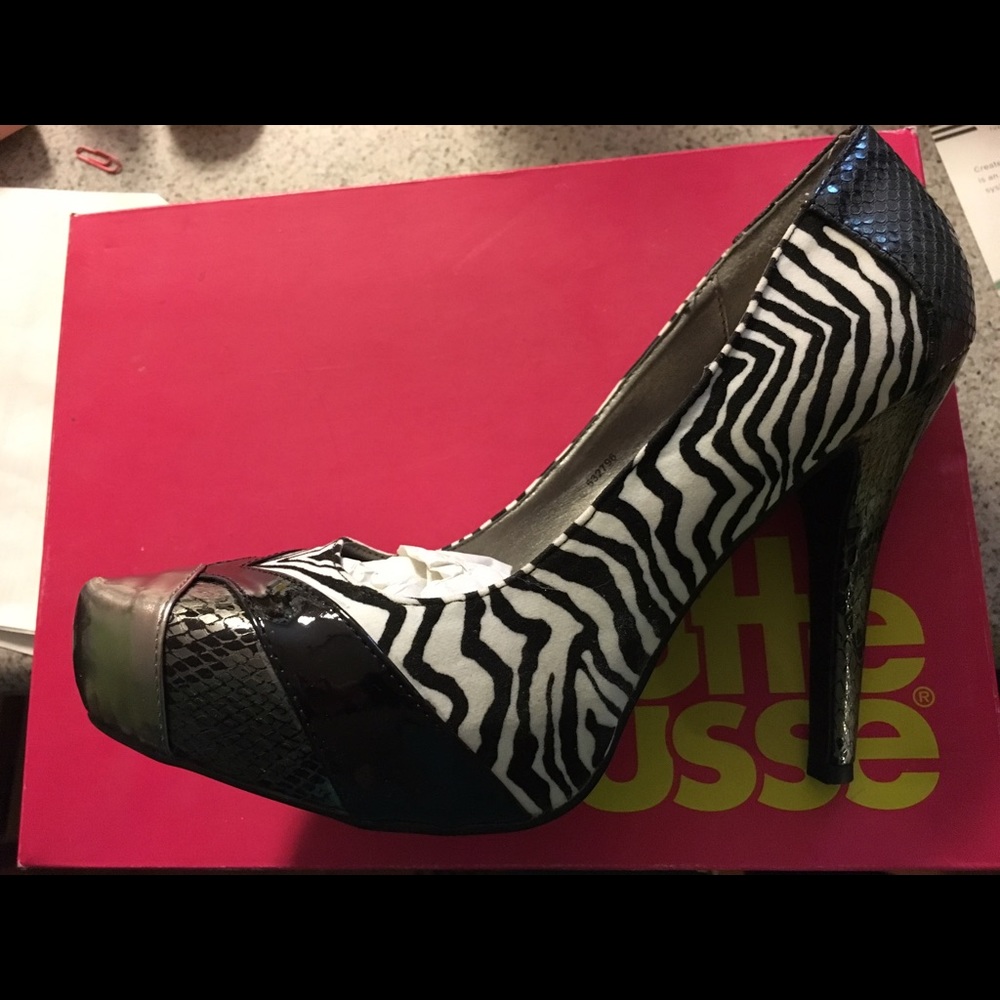 Womens shoes size 9 - Picture 5 of 6