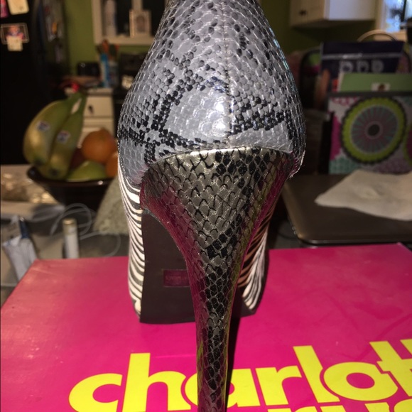 Womens shoes size 9 - Picture 4 of 6