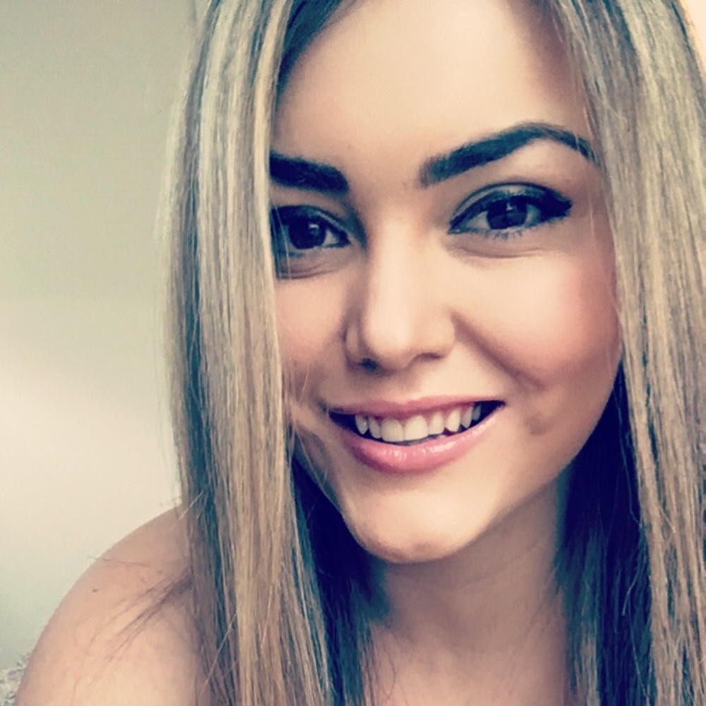 Meet your Posher, Maria