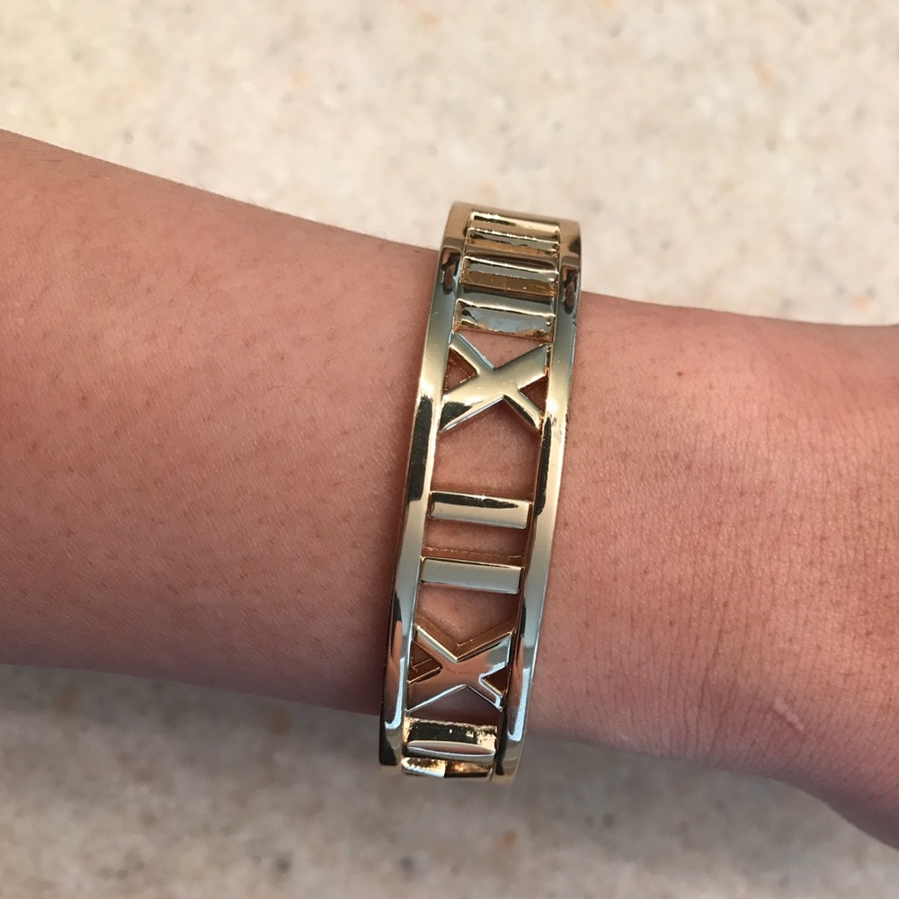 ❣️ANARCHY STREET GOLD BRACELET❣️