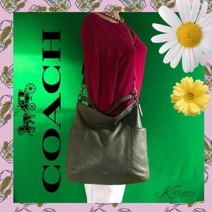  Auth COACH Park Leather Hobo Bag & FREE Wallet Auth COACH Park Leather Hobo Bag & FREE Wallet