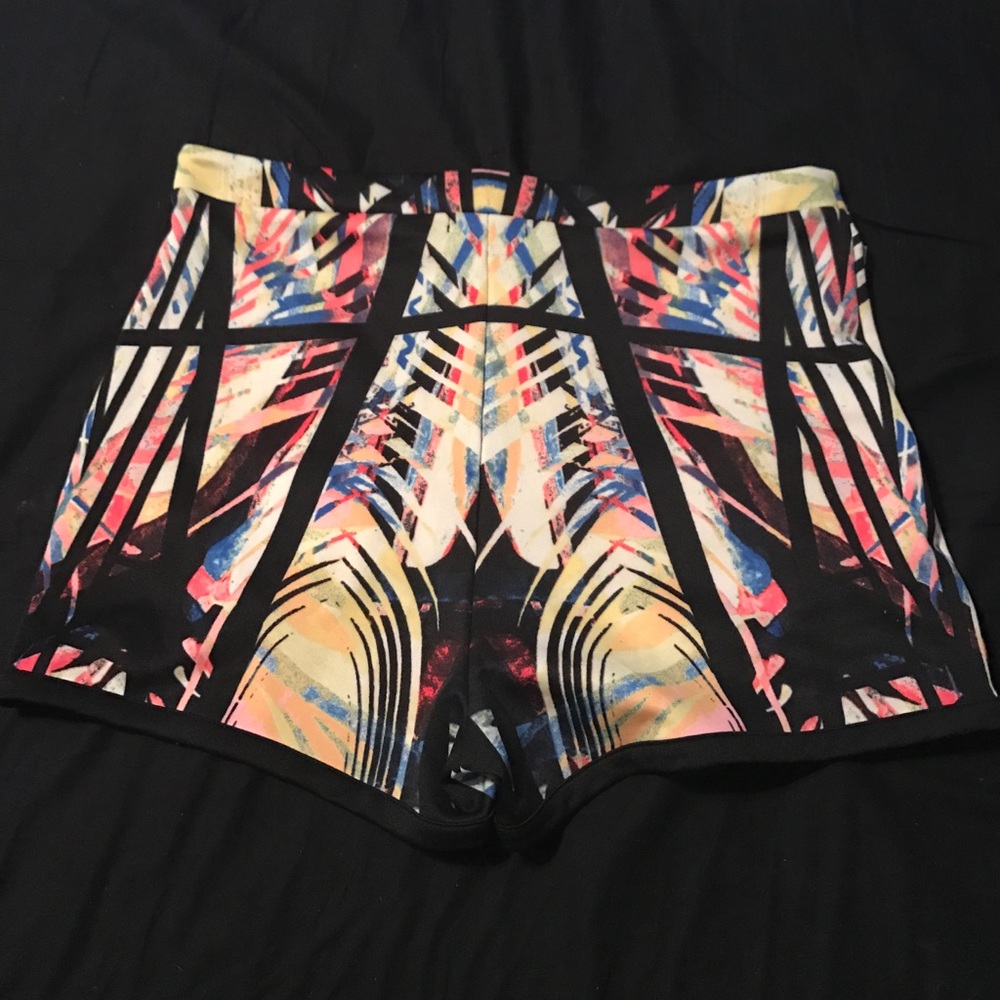 Material Girl shorts 💜