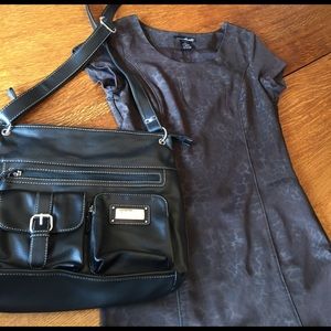 Wear to Work! Dress and tote size shoulder bag.