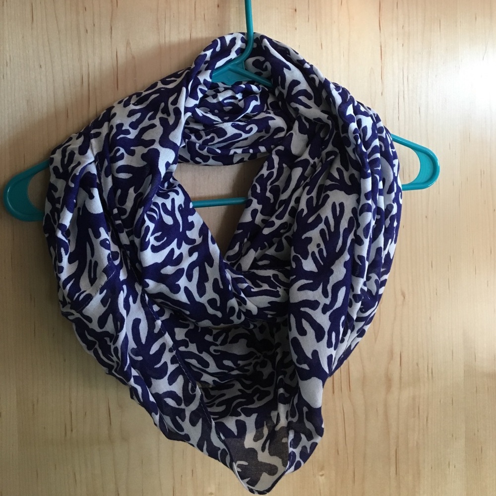 Lily Pulitzer infinity scarf