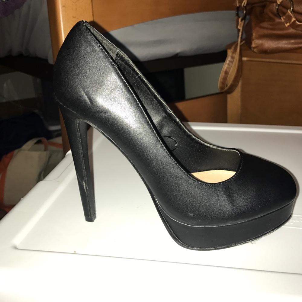 Basic black pumps - Picture 3 of 4