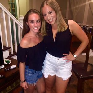 Meet your Posher, Becca