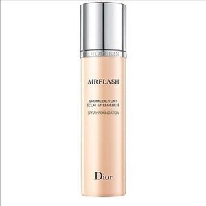 Dior Airflash - Airbrush spray foundation