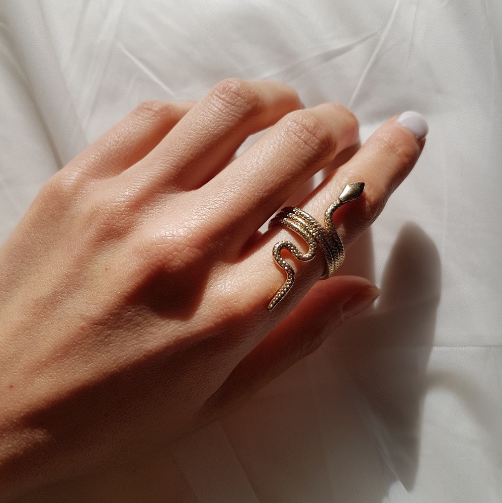 Gold snake ring