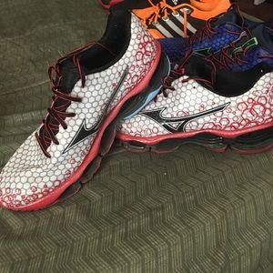 Men's mizuno wave prophecy running shoes