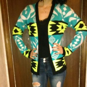 ST PATTYS SALE! Fun, F21 cardigan!