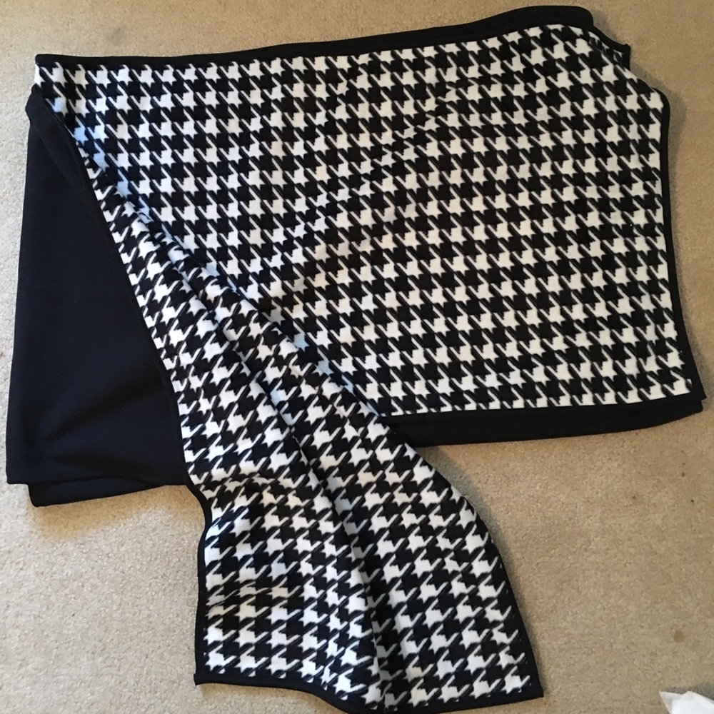 Overthrow, shall/cardigan