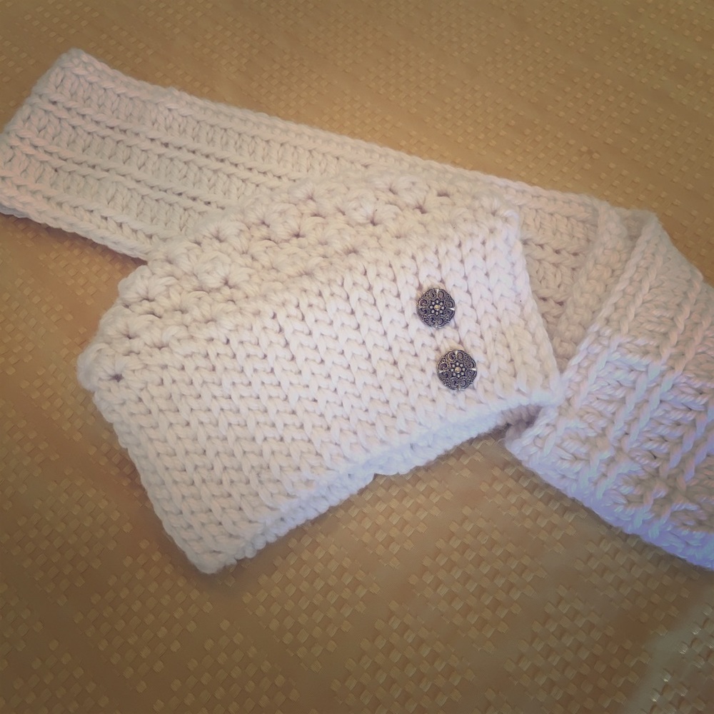 Handmade hat and infinity scarf