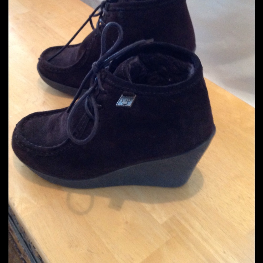 Woman's Ankle Wedge Boots