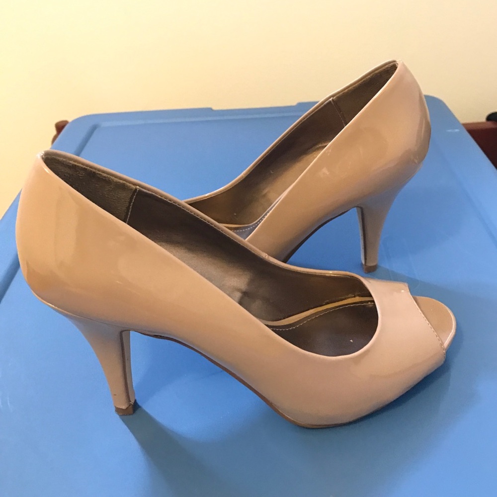 Fergalicious - Grace Nude Patent Open Toe Pumps