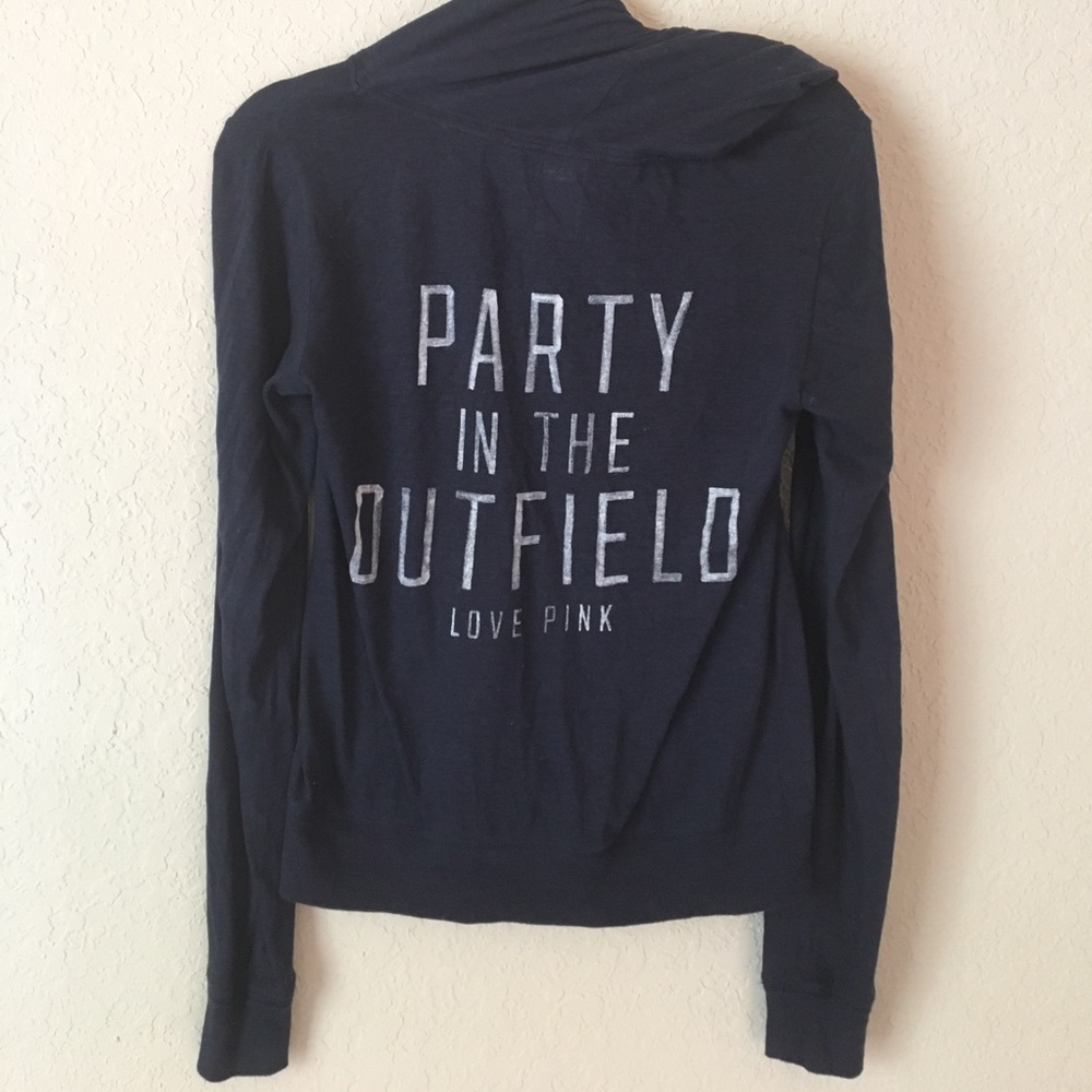 VS pink hoodie
