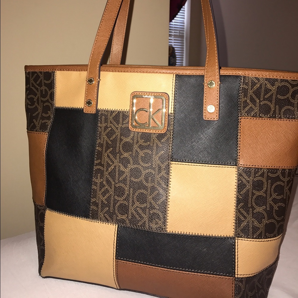 Calvin Klein Ladies Handbag