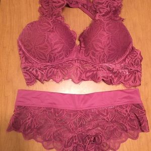 NWOT VS Bayberry Push Up Set