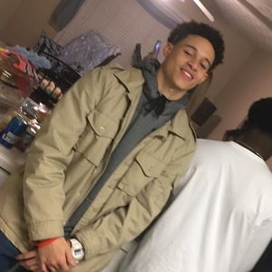 Meet your Posher, Jamarcus