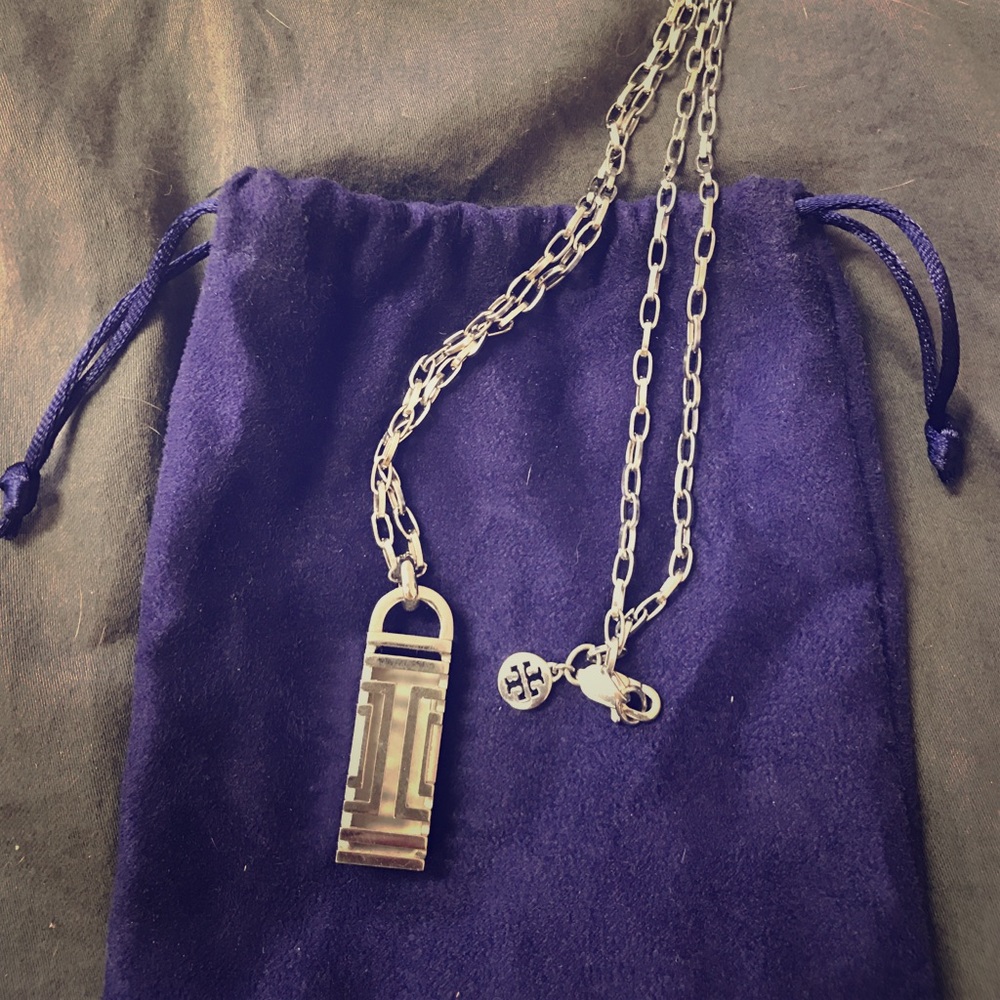 Tory burch fit bit necklace