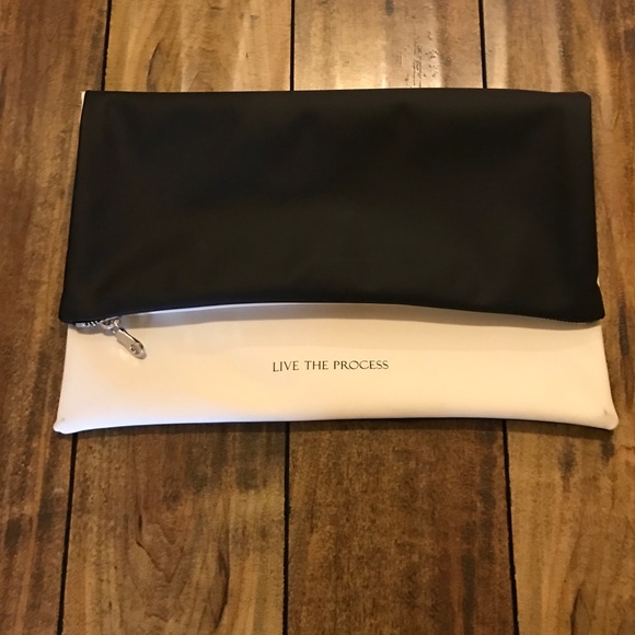 Fold over clutch - Picture 2 of 7