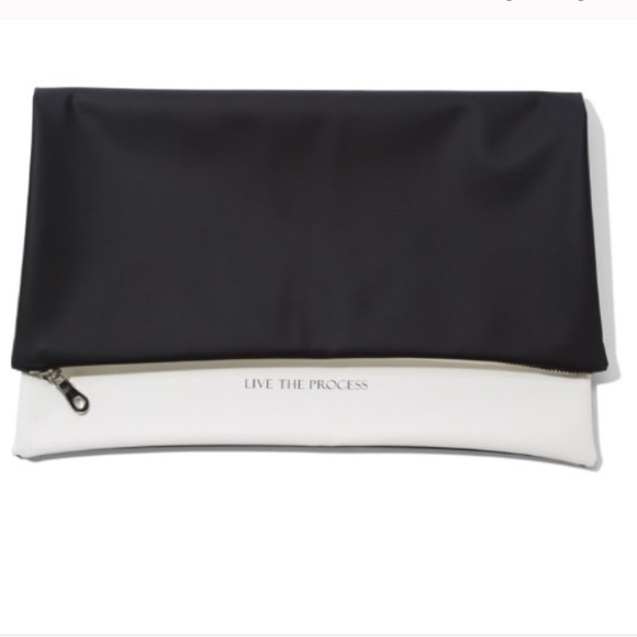 Fold over clutch - Picture 7 of 7