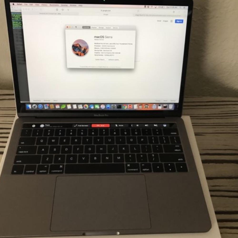 MACBOOK PRO