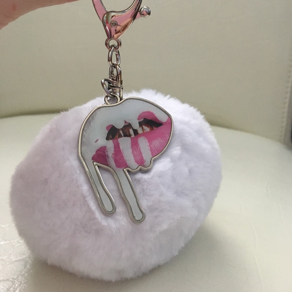 Kylie cosmetics limited keychain