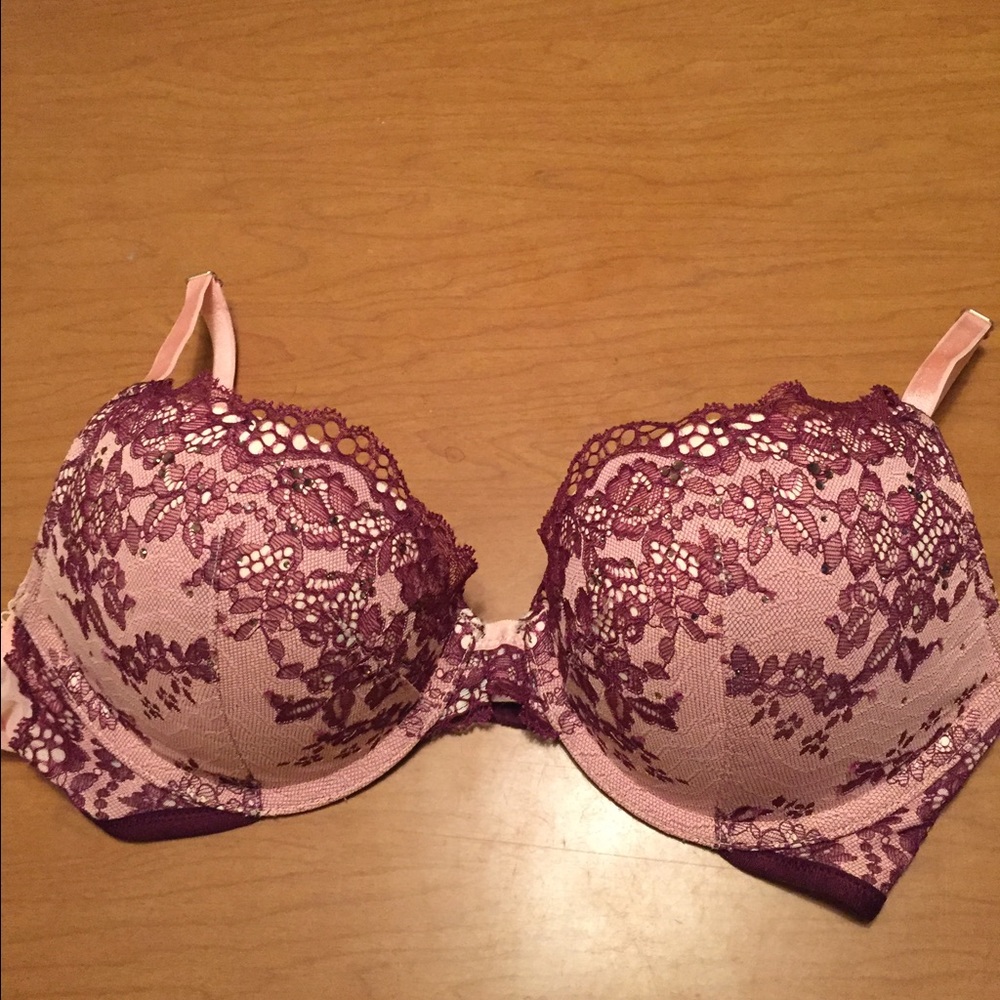 NWOT 32D Dream Angels Push Up