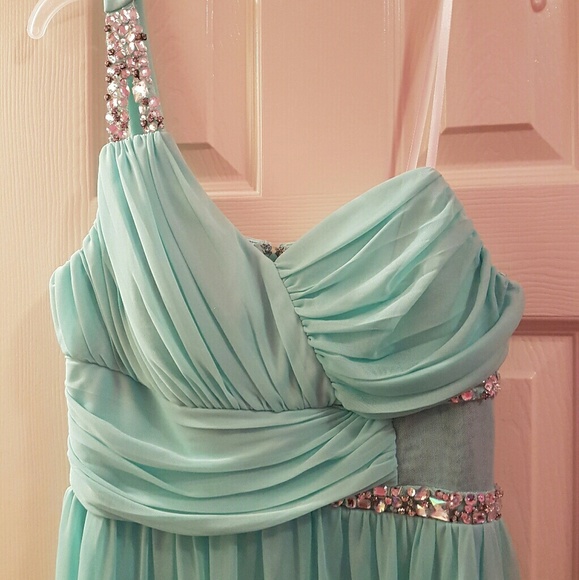 SOLD City Studio women's party prom dress - Picture 3 of 4