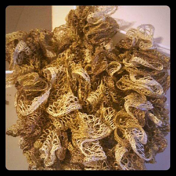 Scarf - Picture 1 of 1