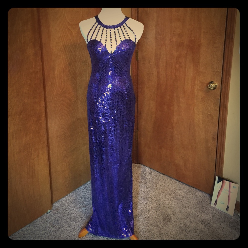 Prom gown