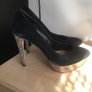 Gorgeous Vince Camuto pump