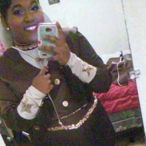 Meet your Posher, Francesca