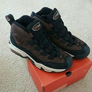 NIKE AIR TRAINER MAX '97