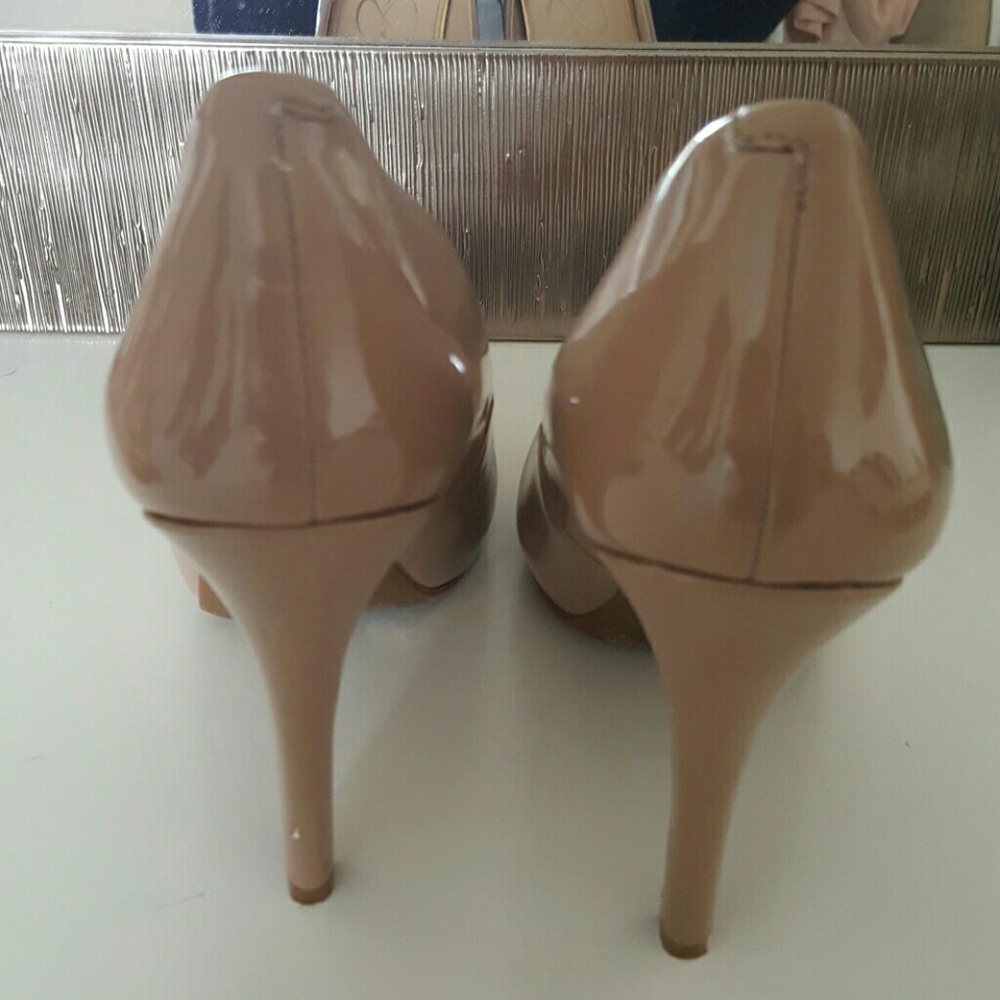 Jessica Simpson heels - Picture 3 of 6
