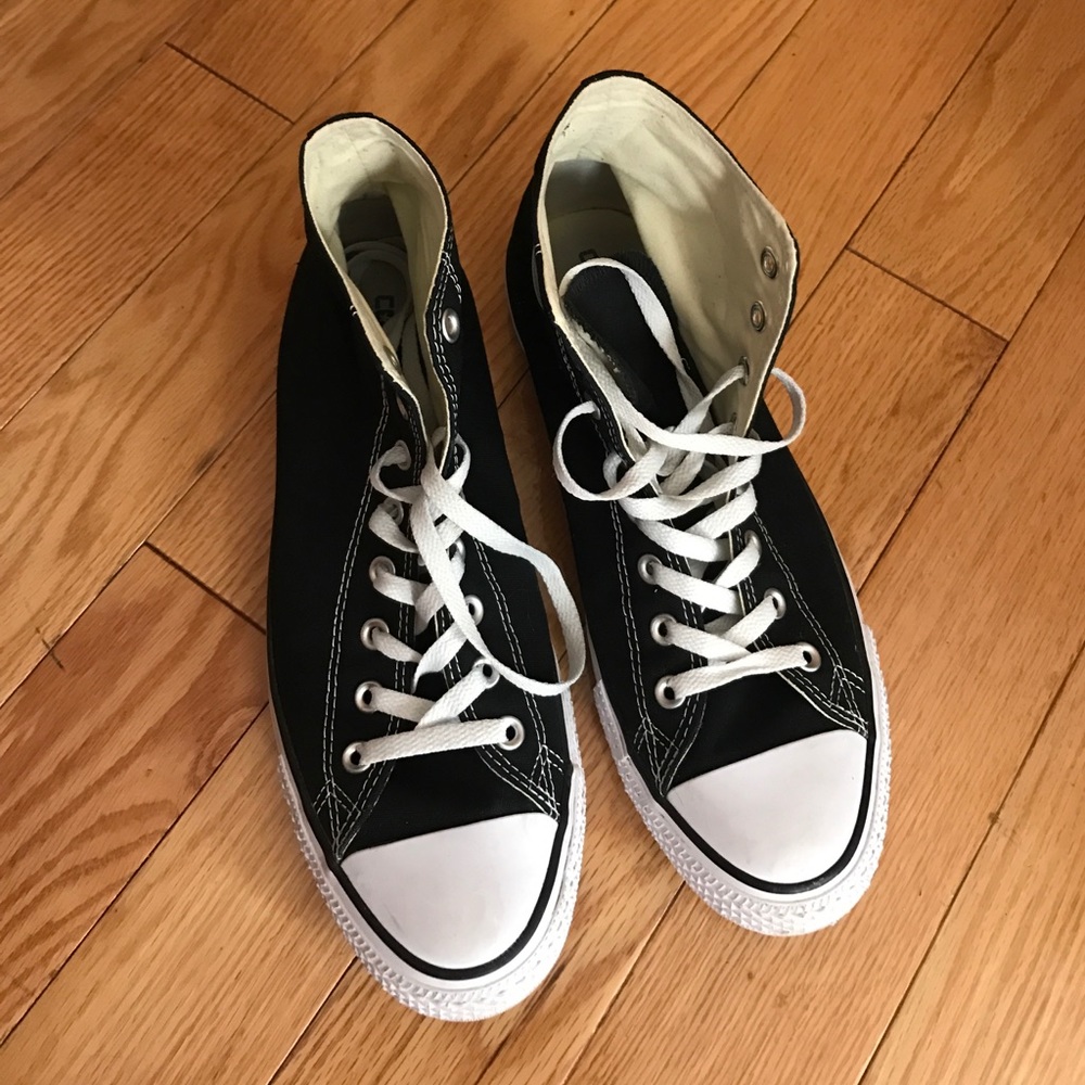 Men's converse size 10