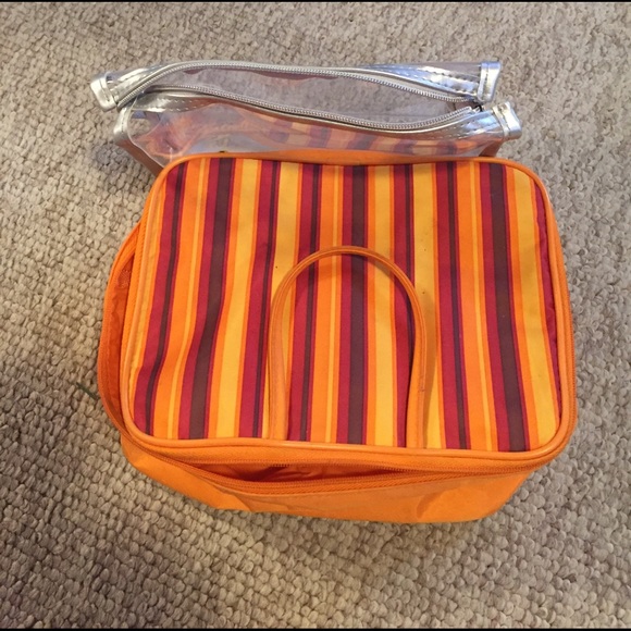Multi purpose containers with zippers - Picture 1 of 4