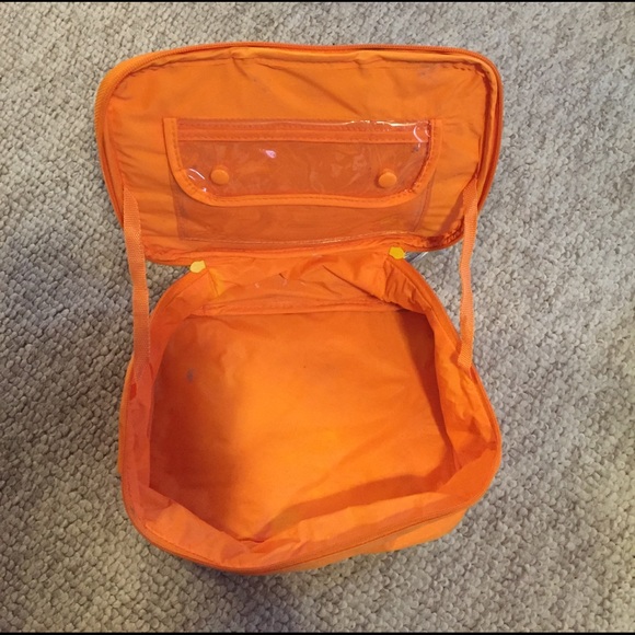 Multi purpose containers with zippers - Picture 2 of 4