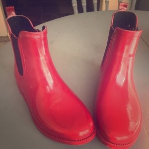 Michael Kors ankle rain boots!