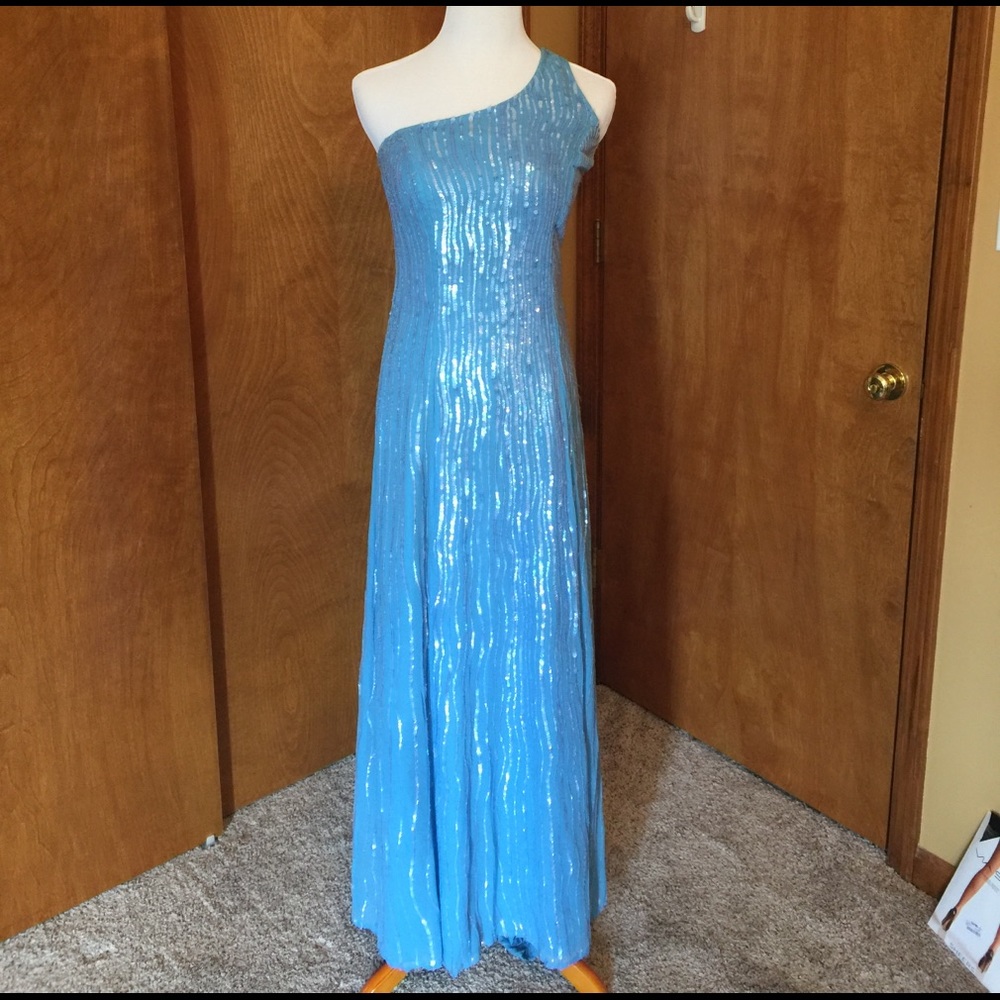 Beautiful prom gown