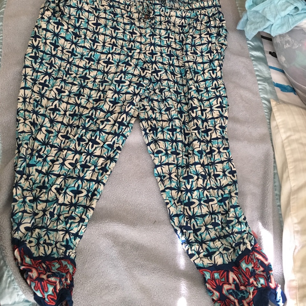 Capris-