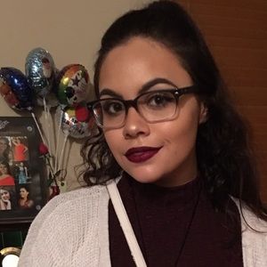 Meet your Posher, Amelia