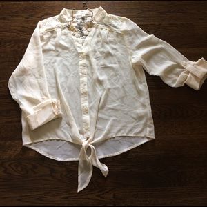 Collared sheer blouse