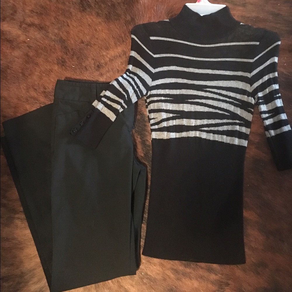 Express XS quarter sleeve sweater